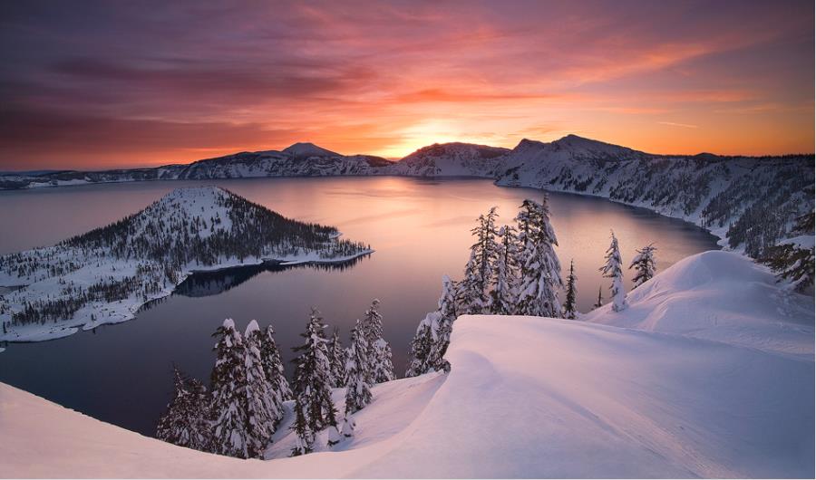 Beautiful places to visit in USA , Pictures, Crater Lake ,Oregon , USA, Visitors paradise, Beautiful places to visit in USA, Inspirational Pictures, Motivational Quotes